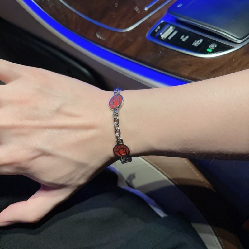 chr1st1an D10r bracelets